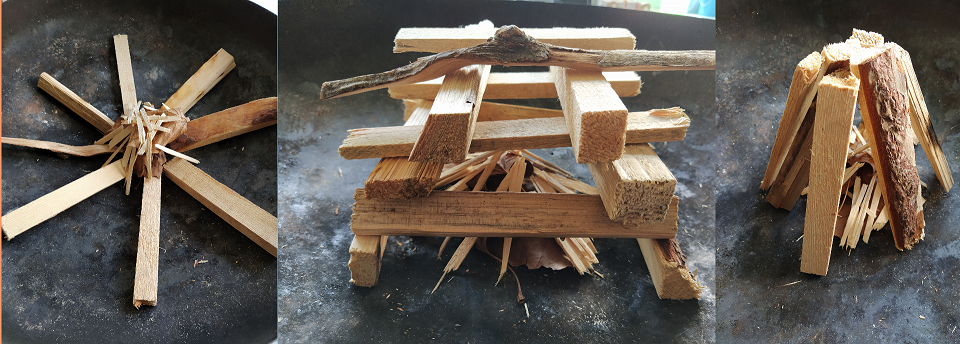 Drei Arten von Holzscheiten für ein Lagerfeuer angeordnet. Einmal Sternförmig, einmal als Pagode und einmal als Tipi.